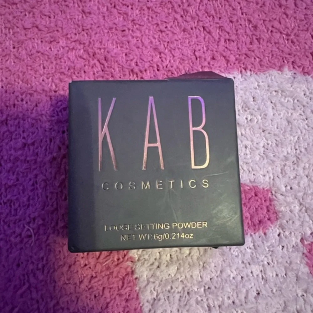 KAB Cosmetics Loose Setting Powder - Black